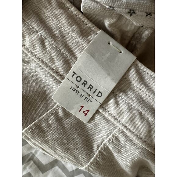 New Torrid Crop Twill Cropped Ankle Military Pants Women’s Plus Khaki Tan 14 - Picture 5 of 5